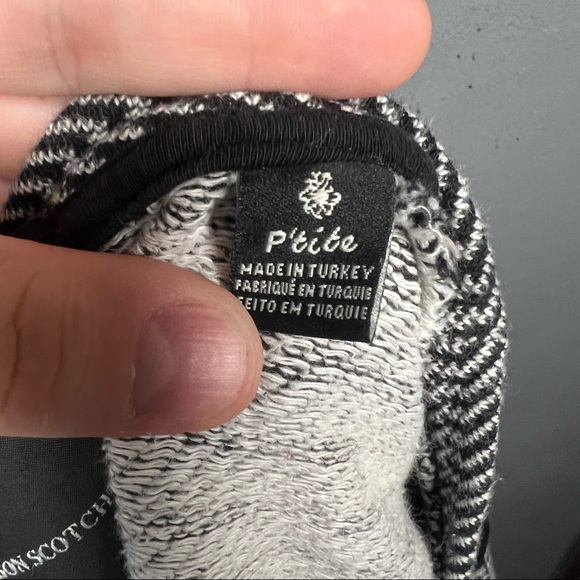 Maison Scotch Embroidered Textured Black and White Pullover Crewneck XS - Picture 10 of 12